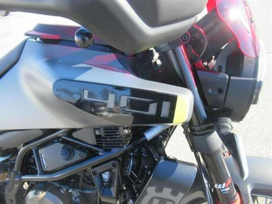 2024 Husqvarna Svartpilen 401