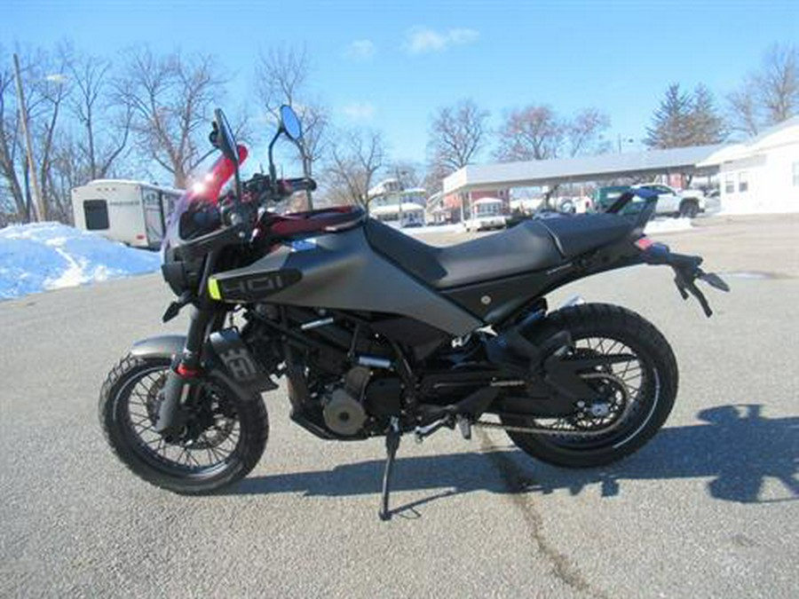 2024 Husqvarna Svartpilen 401