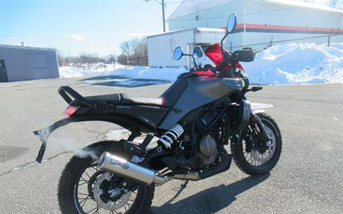 2024 Husqvarna Svartpilen 401