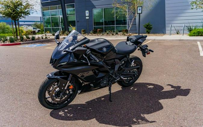2025 Yamaha YZF R7