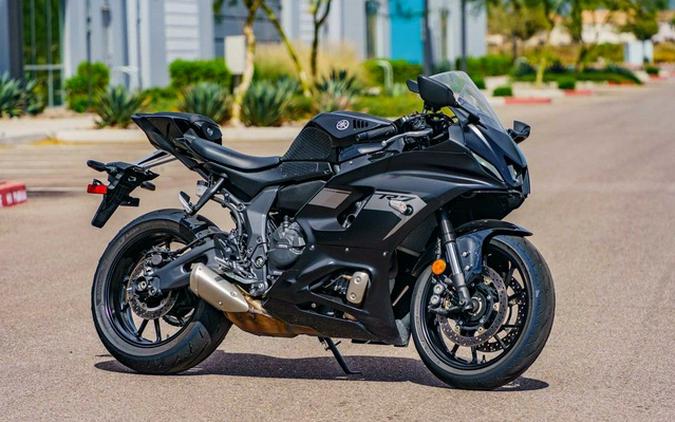 2025 Yamaha YZF R7
