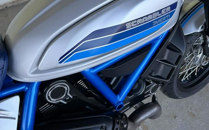 2020 Ducati Scrambler Caf Racer
