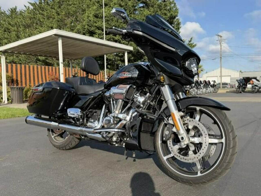 2024 Harley-Davidson Street Glide Vivid Black