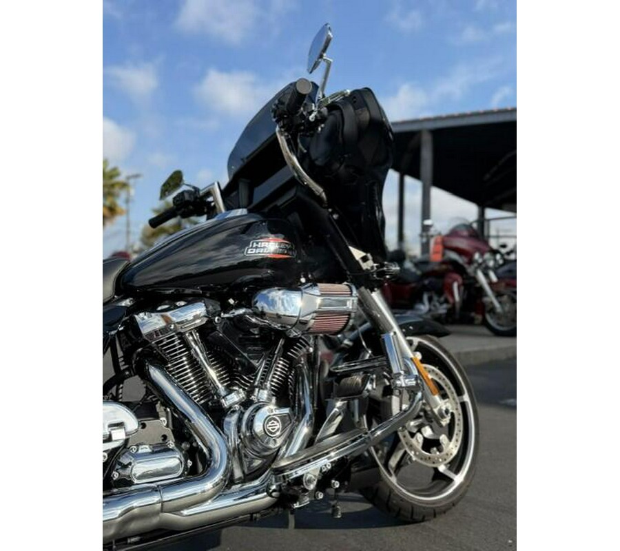 2024 Harley-Davidson Street Glide Vivid Black