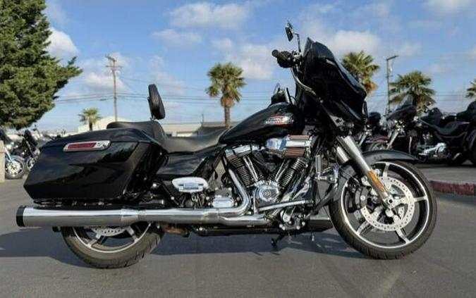 2024 Harley-Davidson Street Glide Vivid Black