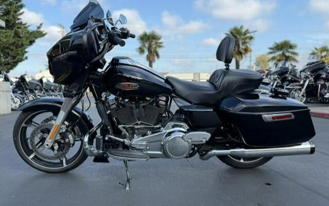 2024 Harley-Davidson Street Glide Vivid Black