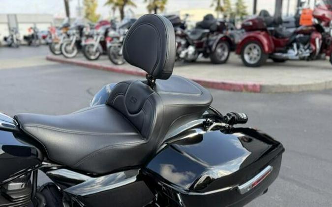 2024 Harley-Davidson Street Glide Vivid Black