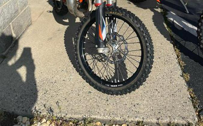 2022 KTM 85 SX 19/16