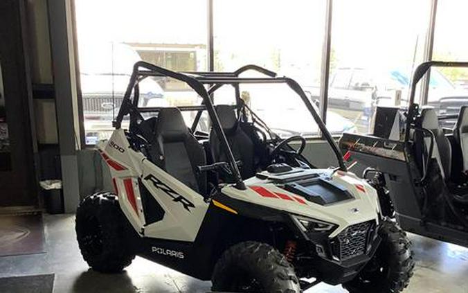 2023 Polaris RZR 200 EFI