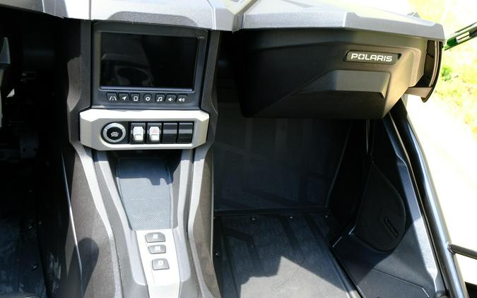 2025 POLARIS SLINGSHOT SL AUTODRIVE