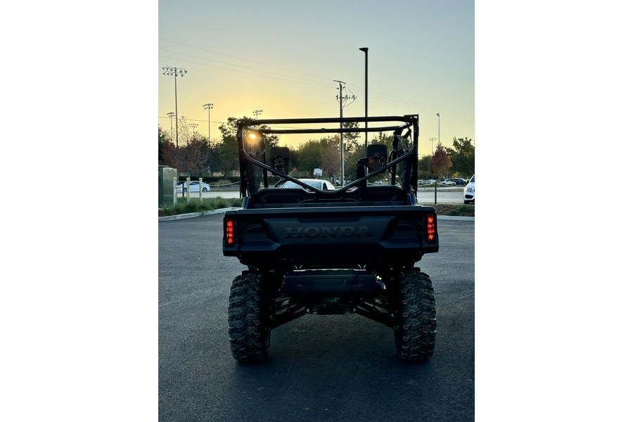 2025 Honda Pioneer 1000 Base