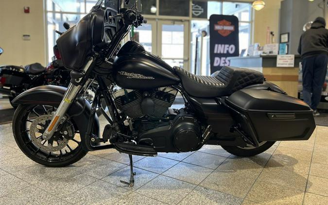 2015 Harley-Davidson FLHXS - Street Glide Special
