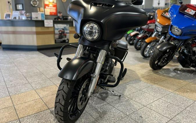 2015 Harley-Davidson FLHXS - Street Glide Special