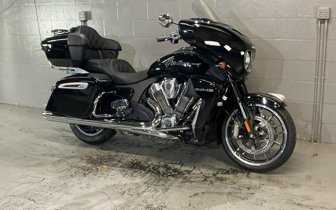 2025 Indian Motorcycle® Roadmaster® PowerPlus Limited w/PowerBand Audio Black Metallic