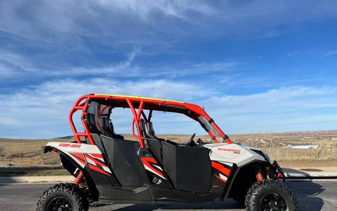 2016 Can-Am Maverick MAX DPS 1000R