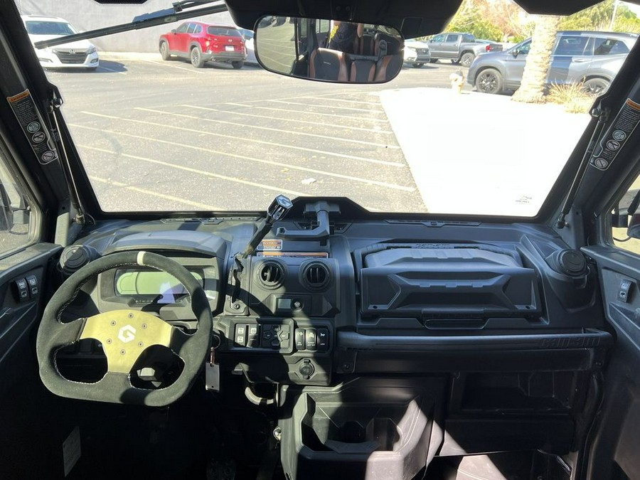 2023 Can-Am® Defender MAX Limited HD10