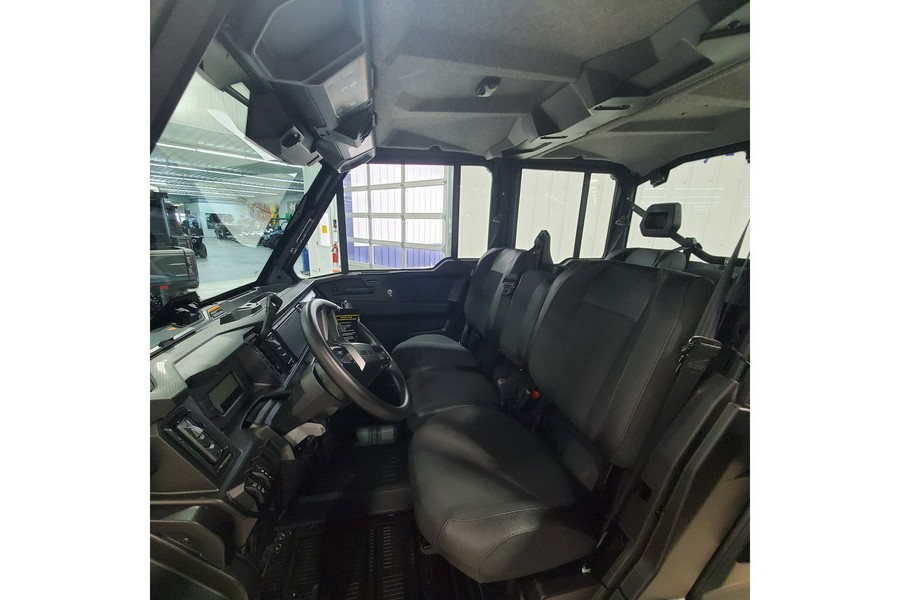 2026 Can-Am Defender MAX XT CAB HD11