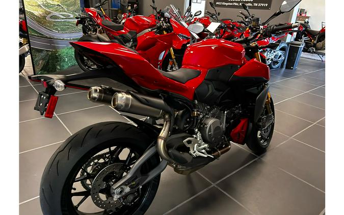 2025 Ducati Streetfighter V2 S