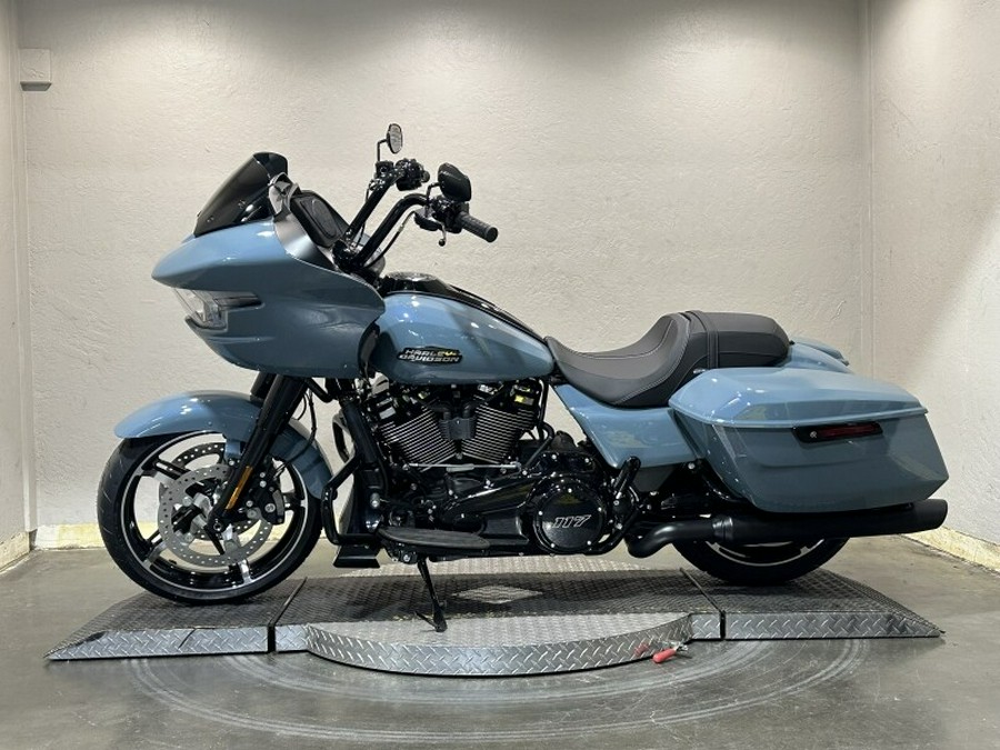 Harley-Davidson Road Glide® 2024 FLTRX 84427838 SHARKSKIN