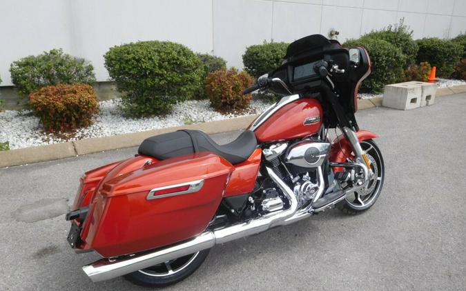 FLHX 2024 Street Glide®