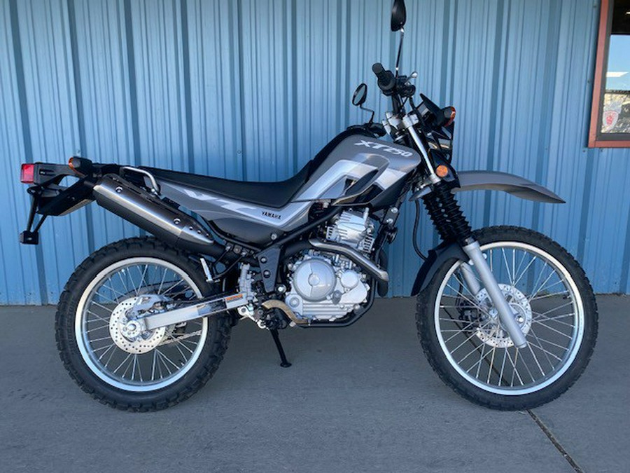 2024 Yamaha XT250 School Unit