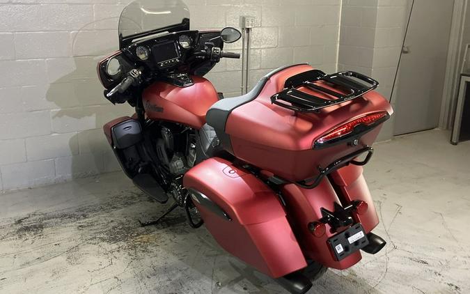 2025 Indian Motorcycle® Roadmaster® PowerPlus Dark Horse® Sunset Red Smoke