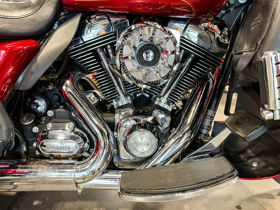 2013 Harley-Davidson FLHTCUTG - Tri Glide Ultra Classic