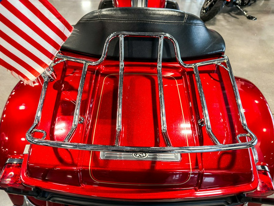 2013 Harley-Davidson FLHTCUTG - Tri Glide Ultra Classic