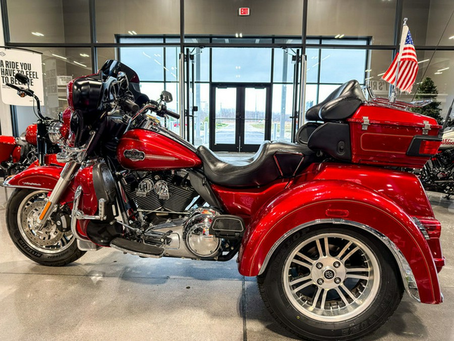 2013 Harley-Davidson FLHTCUTG - Tri Glide Ultra Classic