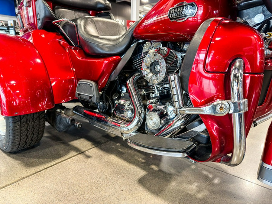 2013 Harley-Davidson FLHTCUTG - Tri Glide Ultra Classic