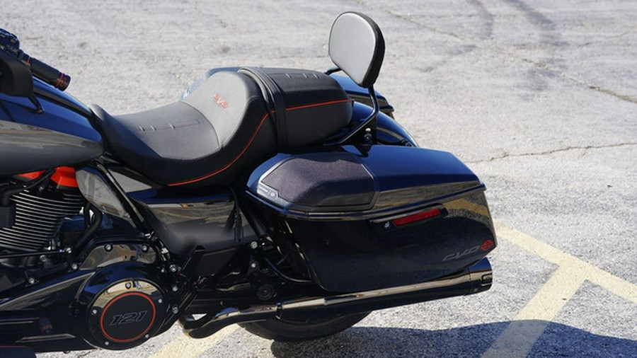 2025 Harley-Davidson FLHXSE - CVO Street Glide