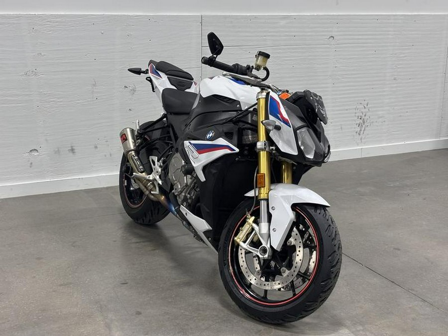 2018 BMW S 1000 R