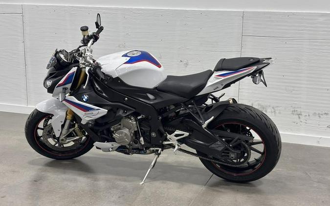 2018 BMW S 1000 R