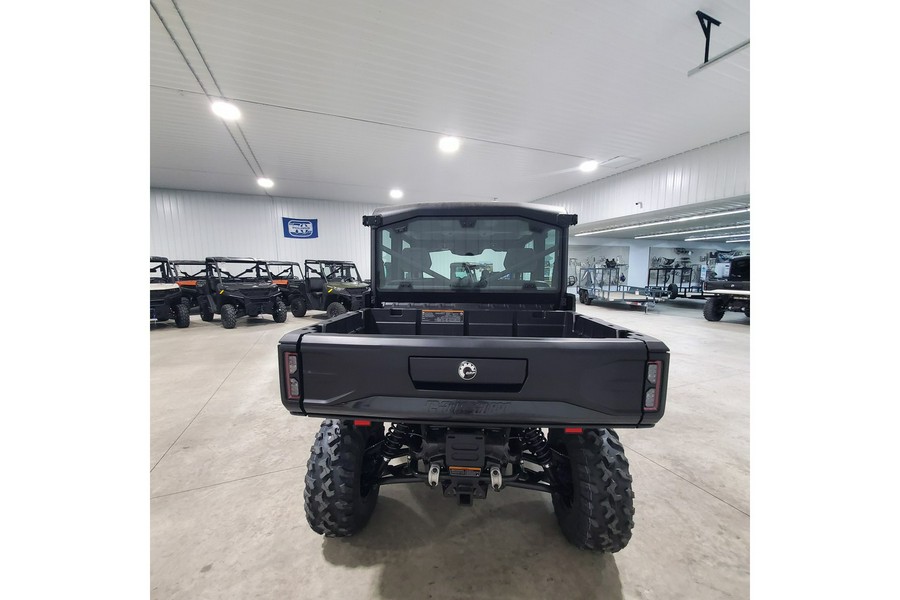 2026 Can-Am Defender MAX XT CAB HD11