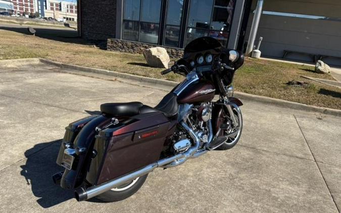 2011 Harley-Davidson® FLHX103 - Street Glide® PowerPak