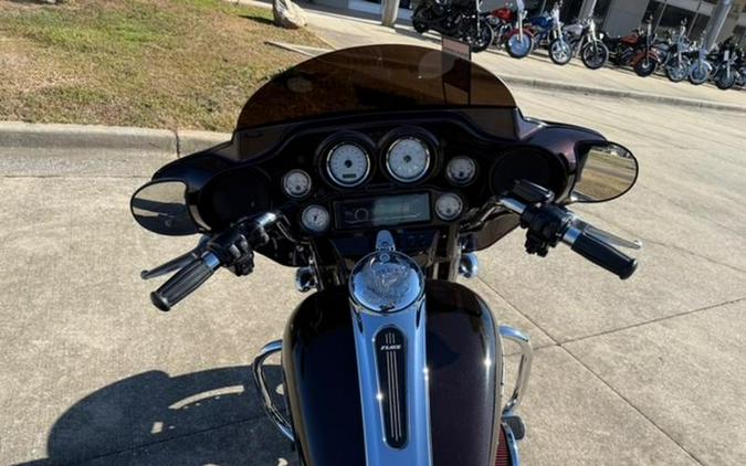 2011 Harley-Davidson® FLHX103 - Street Glide® PowerPak