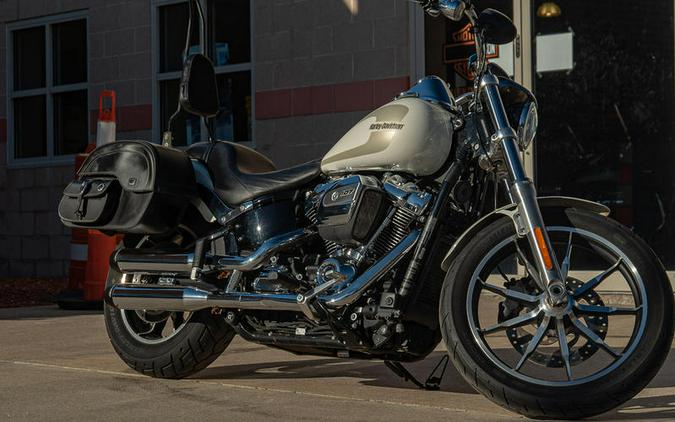 2019 Harley-Davidson® Low Rider® Barracuda Silver FXLR