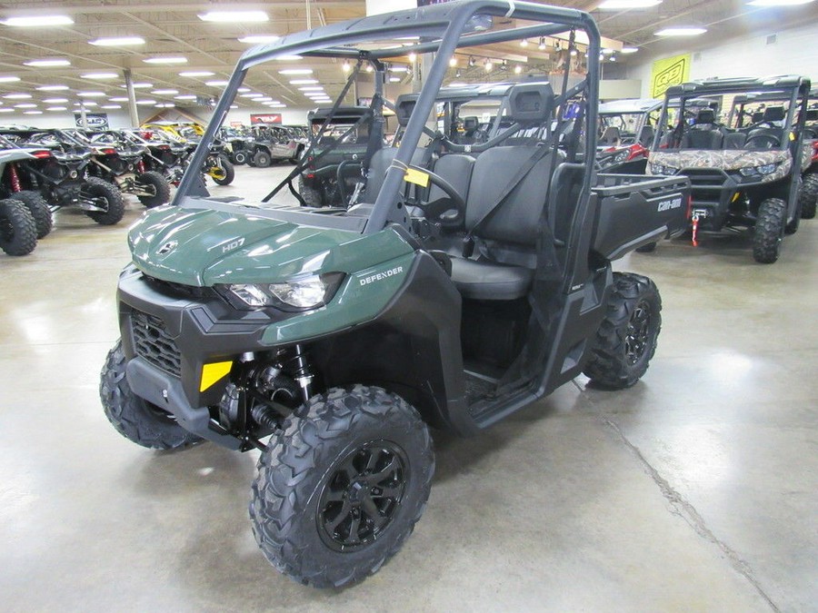 2024 Can-Am® Defender DPS HD7 Tundra Green