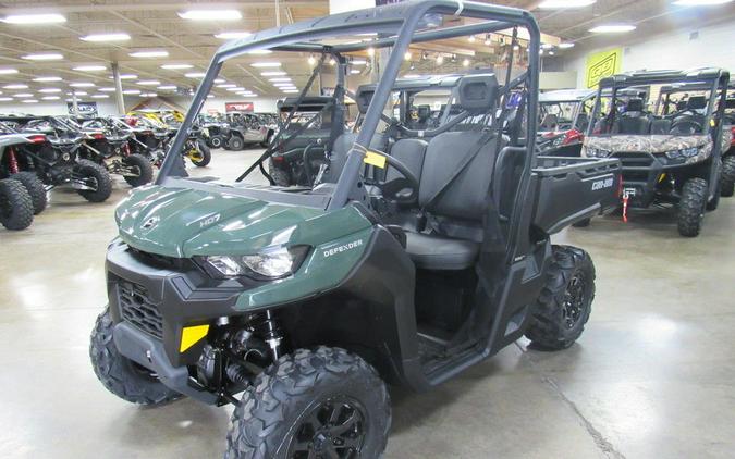 2024 Can-Am® Defender DPS HD7 Tundra Green