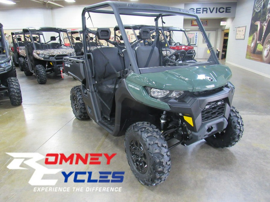 2024 Can-Am® Defender DPS HD7 Tundra Green