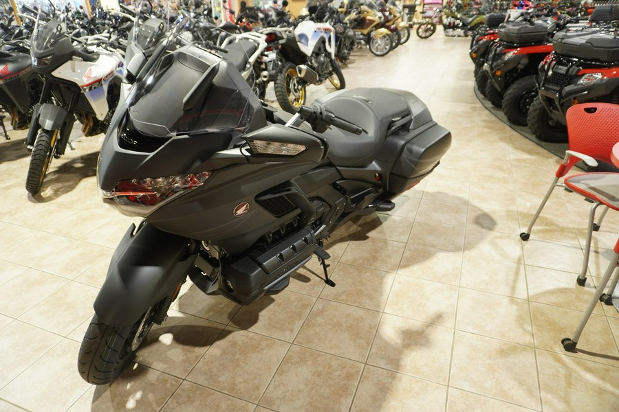 2025 Honda GL18DSES