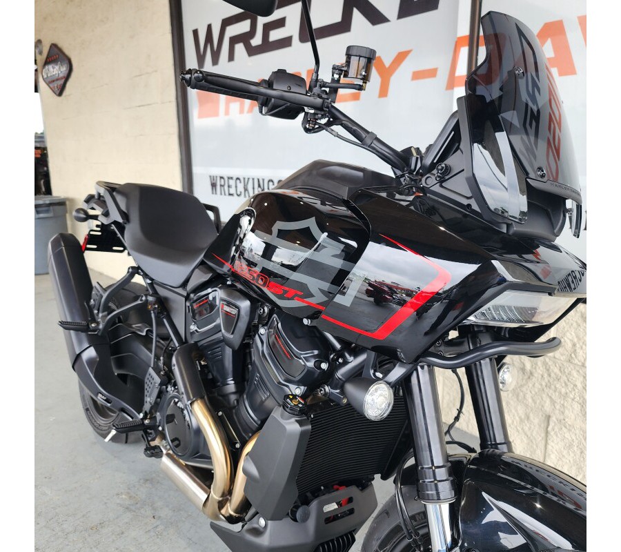 RA1250ST 2025 Pan America® 1250 ST