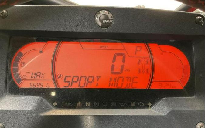 2021 Can-Am® Maverick X3 X rc Turbo RR