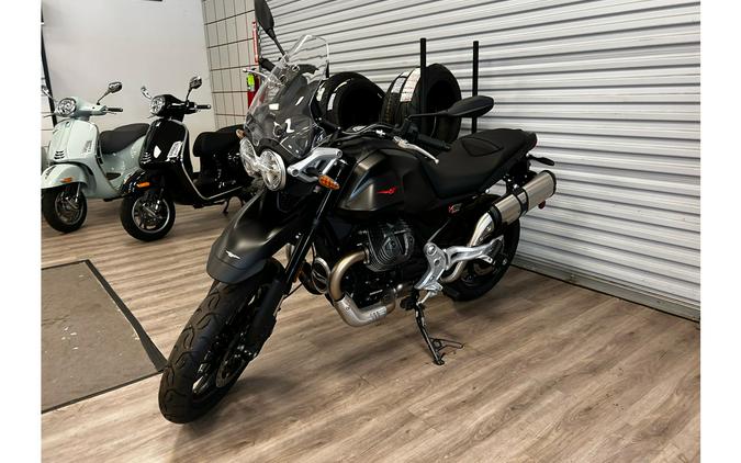 2025 Moto Guzzi V85 Strada