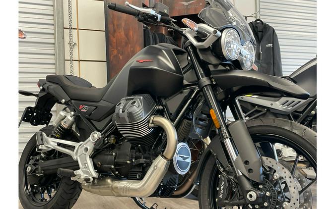 2025 Moto Guzzi V85 Strada