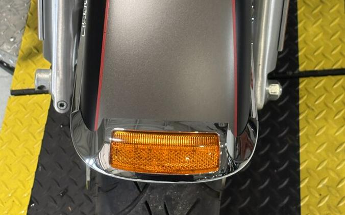 2018 Harley-Davidson® Ultra Limited Industrial Gray Denim/Black Denim