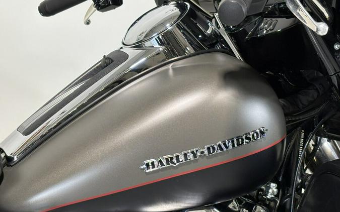2018 Harley-Davidson® Ultra Limited Industrial Gray Denim/Black Denim