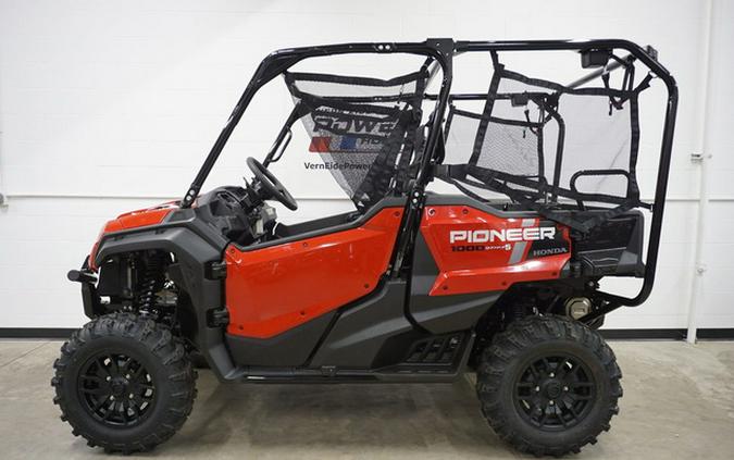 2025 Honda Pioneer 1000-5 Deluxe