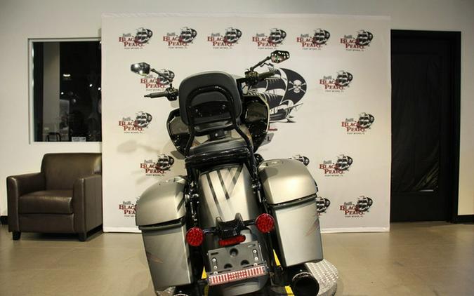 2023 Indian CHALLENGER DARK HORSE, TITANIUM SMOKE, 49ST