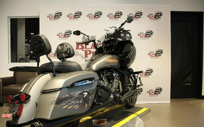 2023 Indian CHALLENGER DARK HORSE, TITANIUM SMOKE, 49ST